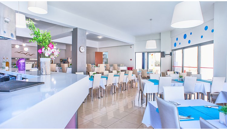 Sunrise Village, Крит